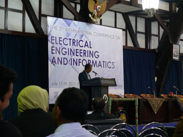 P1030402